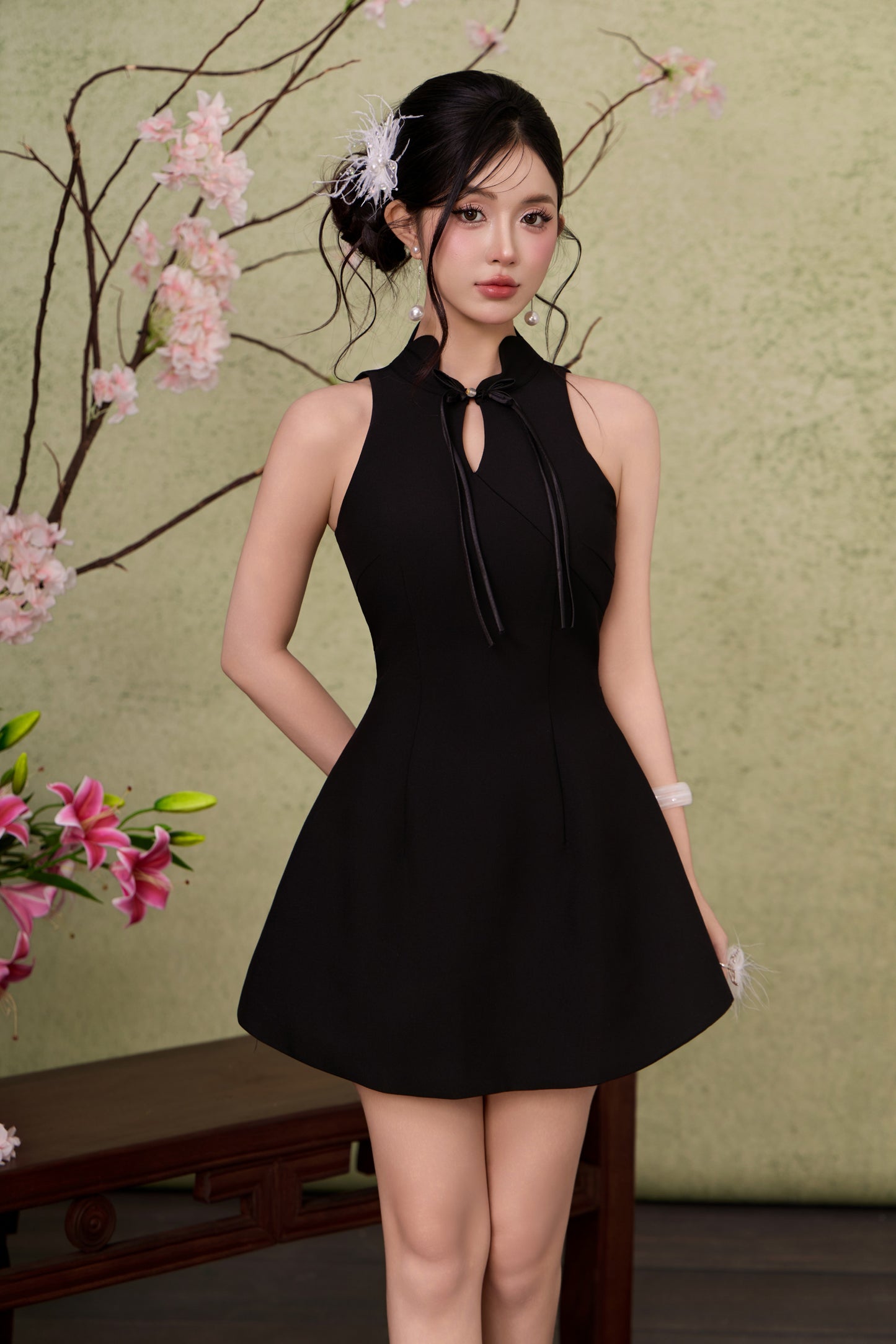 Petal Cheongsam Dress - Plain Black